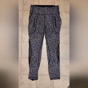 Lululemon athletica Leggings 6 Black White Pace Rival Crop Speckle Floral Mesh